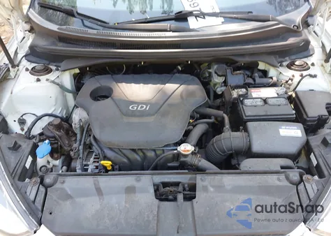 2016 Hyundai Veloster z USA, uszkodzony, nr VIN KMHTC6ADXGU267637